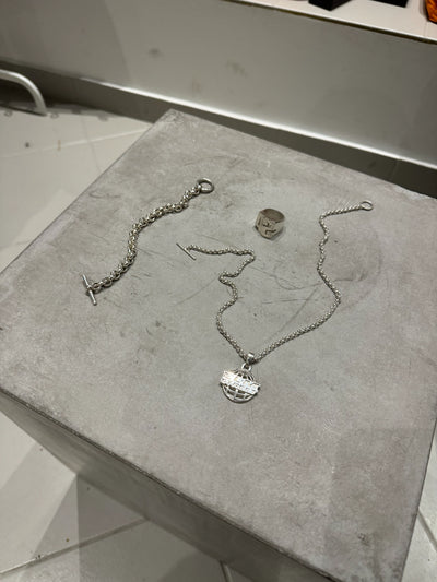 kollektion aus ring, anhänger und armband für dj source 42, handgefertigte sonderanfertigung von zweisilber